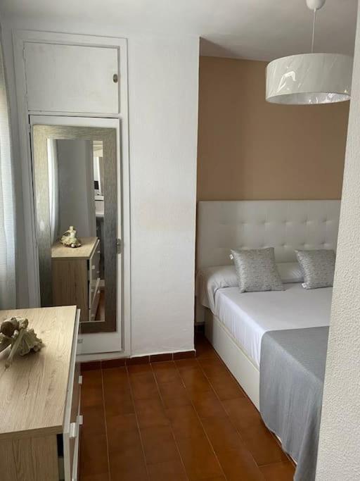 Chalet Adosado Corta Temporada 2 Dormitorios Benalmádena Extérieur photo